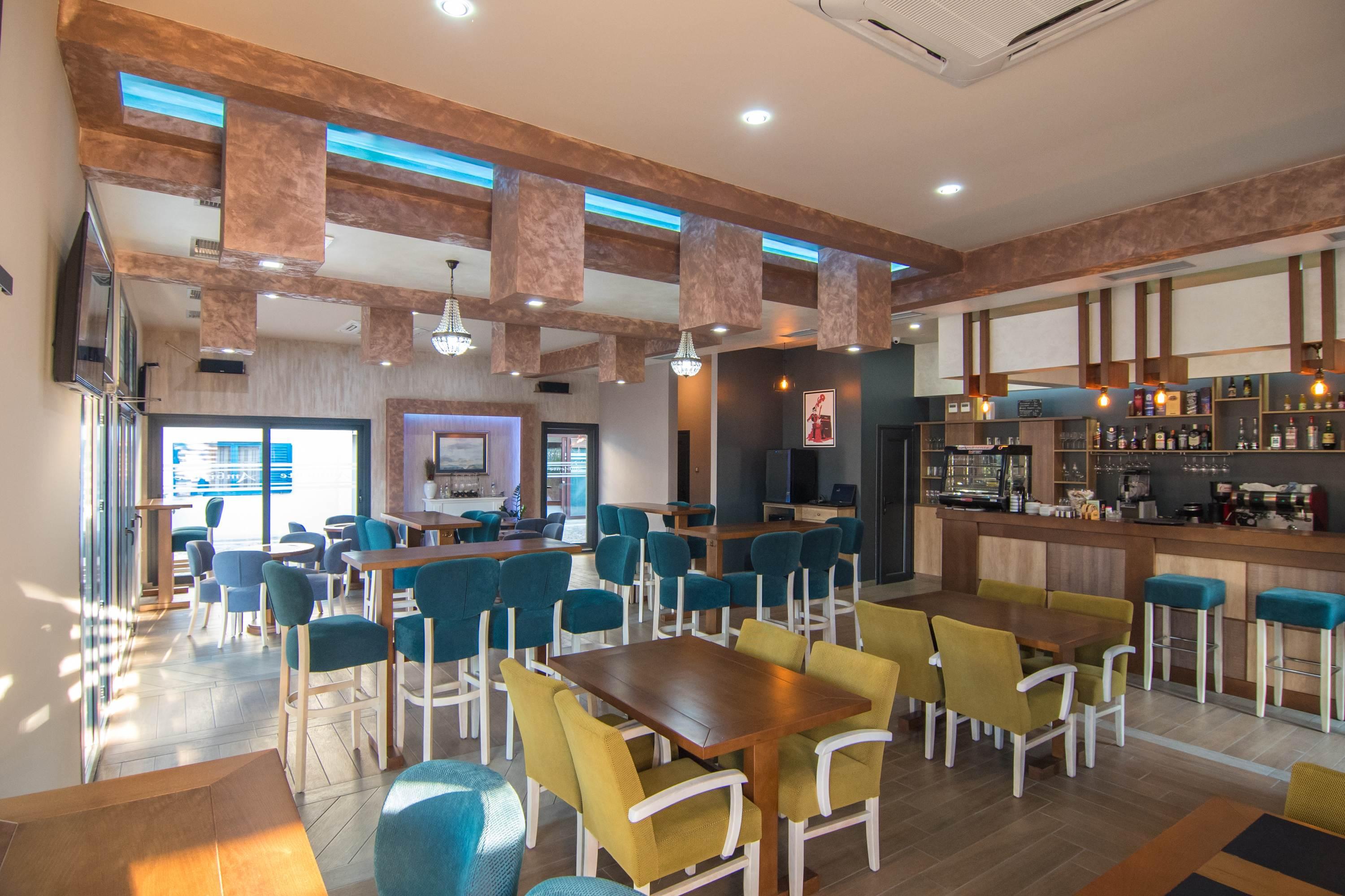 Hotel Ambiente Podgorica Buitenkant foto